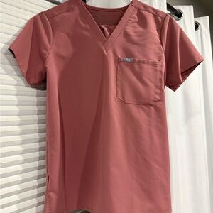 Women’s figs scrubs